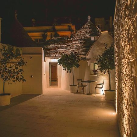 Bed and Breakfast Trullo Essenza-Trulli Anti Charme & Relax Альберобелло Екстер'єр фото