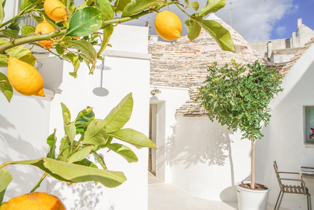 Bed and Breakfast Trullo Essenza-Trulli Anti Charme & Relax Альберобелло Екстер'єр фото