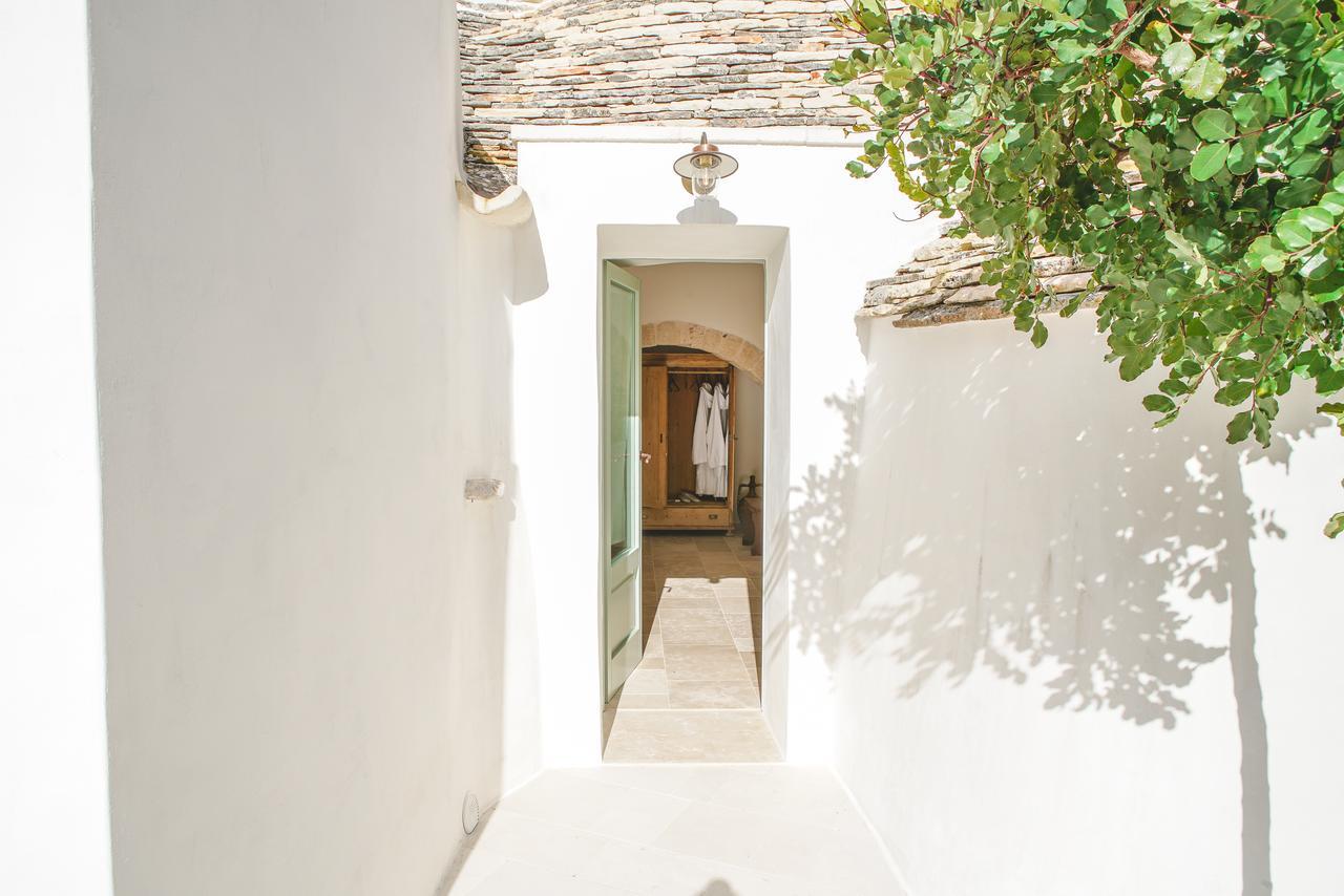 Bed and Breakfast Trullo Essenza-Trulli Anti Charme & Relax Альберобелло Екстер'єр фото