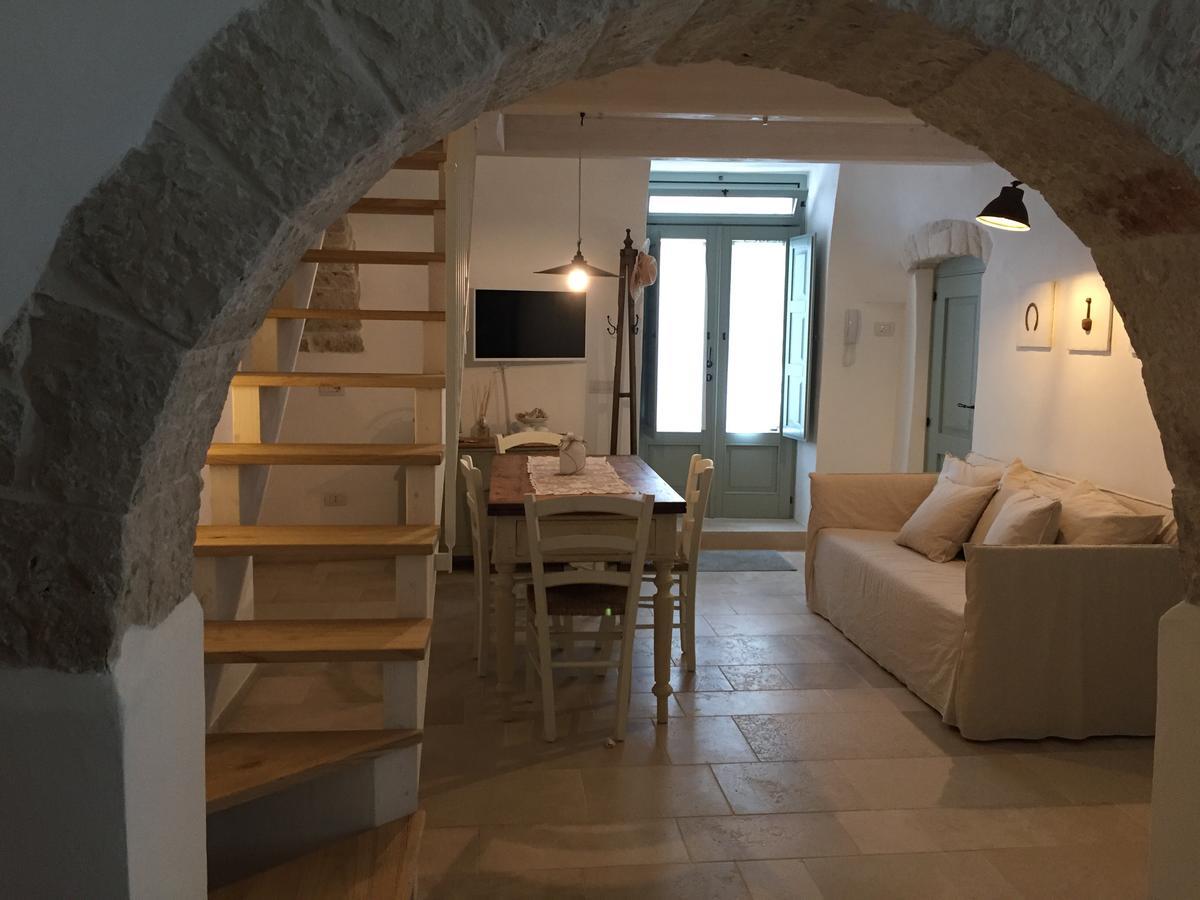 Bed and Breakfast Trullo Essenza-Trulli Anti Charme & Relax Альберобелло Екстер'єр фото